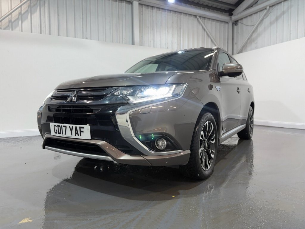 Used Mitsubishi Outlander 2017 for sale - 77250469: Photo 4