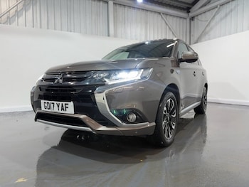 Used Mitsubishi Outlander 2017 for sale - 77250469: Photo