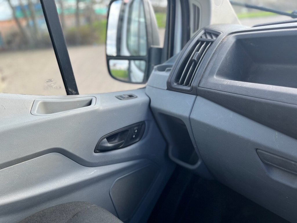 Used Ford Transit 2018 for sale - 78110354: Photo 28