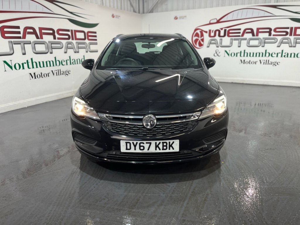 Used Vauxhall Astra 2017 for sale - 76768570: Photo 2