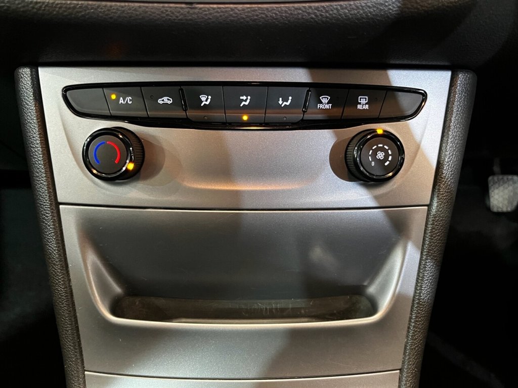 Used Vauxhall Astra 2017 for sale - 76768570: Photo 27