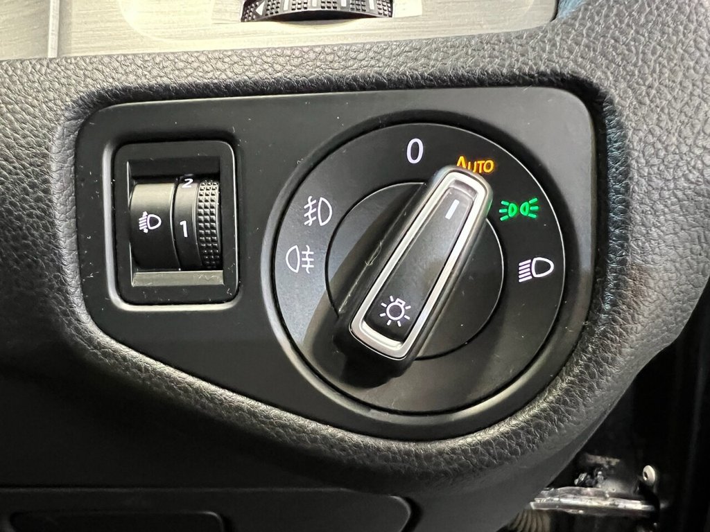 Used Volkswagen Golf 2016 for sale - 76604626: Photo 17