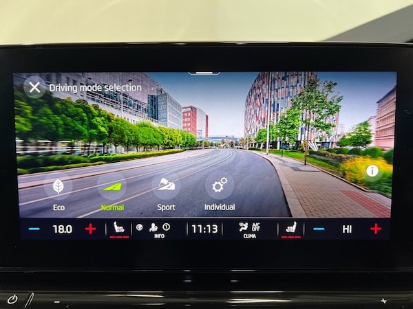 Used Skoda Octavia 2021 for sale - 75099058: Photo 31