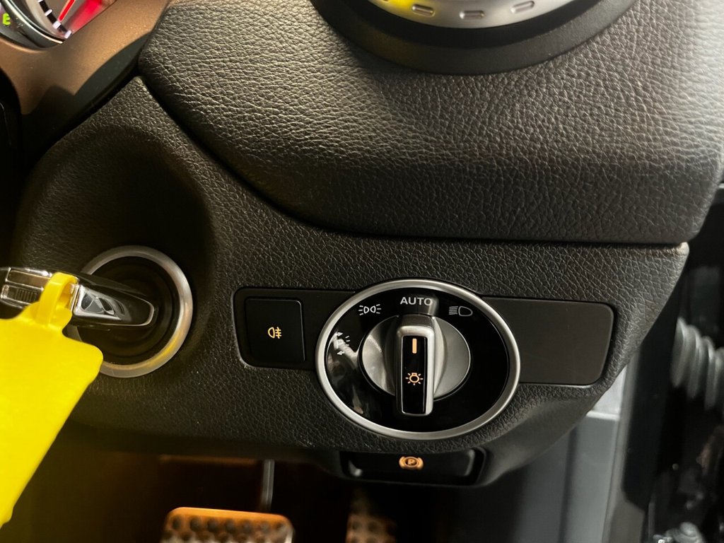 Used Mercedes-Benz GLA 2015 for sale - 76867889: Photo 16