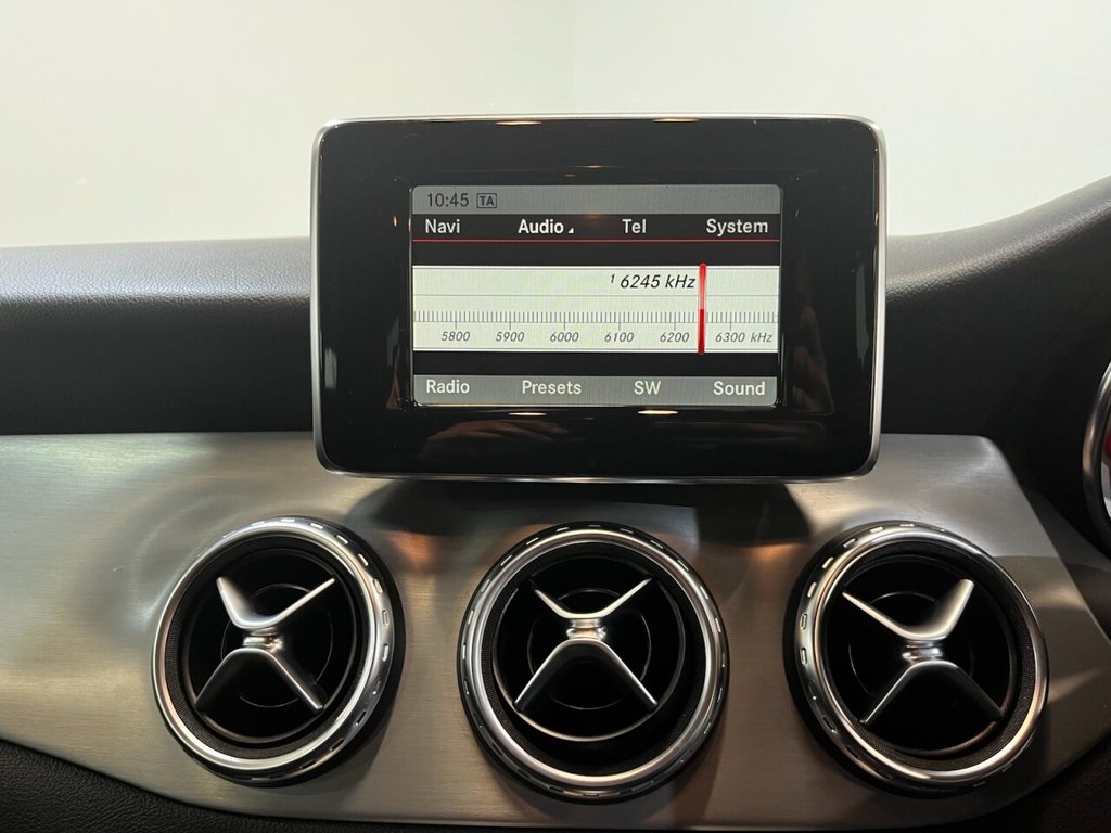 Used Mercedes-Benz GLA 2015 for sale - 76867889: Photo 35