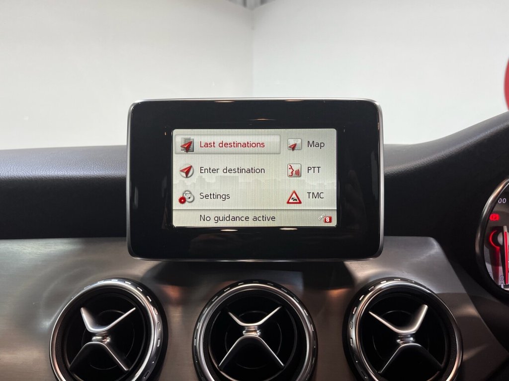 Used Mercedes-Benz GLA 2015 for sale - 76867889: Photo 37