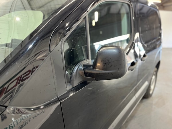 Used Peugeot Partner 2023 for sale - 75596839: Photo 18