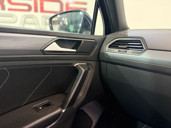 Used Volkswagen Tiguan 2018 for sale - 76080975: Photo 11
