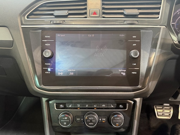 Used Volkswagen Tiguan 2018 for sale - 76080975: Photo 12