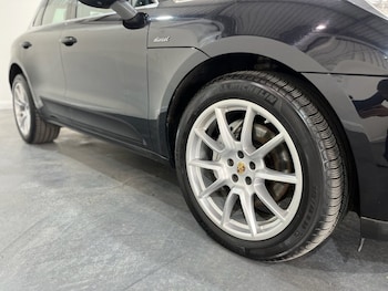 Used Porsche Macan 2016 for sale - 78887368: Photo