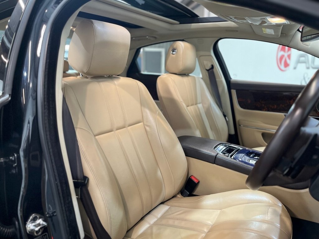 Used Jaguar XJ 2012 for sale - 76236046: Photo 16
