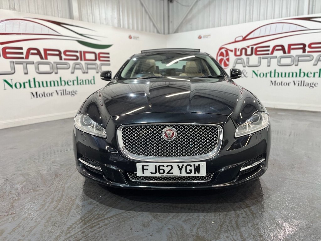 Used Jaguar XJ 2012 for sale - 76236046: Photo 2