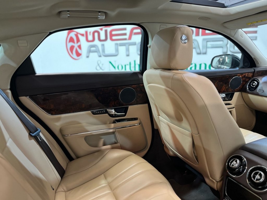 Used Jaguar XJ 2012 for sale - 76236046: Photo 21