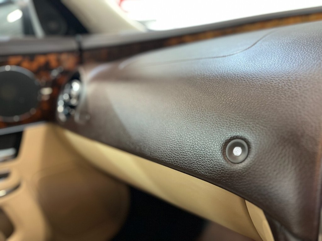 Used Jaguar XJ 2012 for sale - 76236046: Photo 30