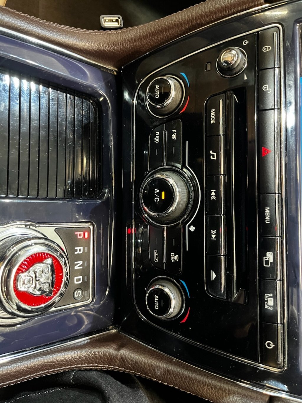 Used Jaguar XJ 2012 for sale - 76236046: Photo 34