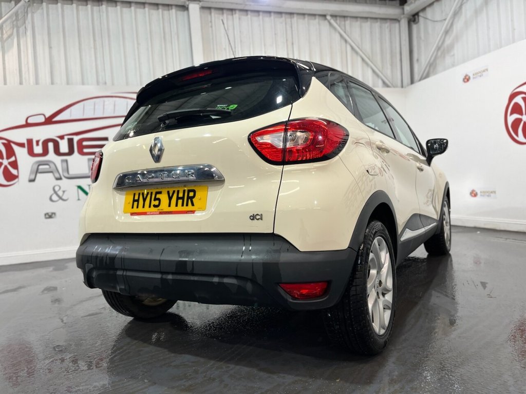 Used Renault Captur 2015 for sale - 76711295: Photo 34