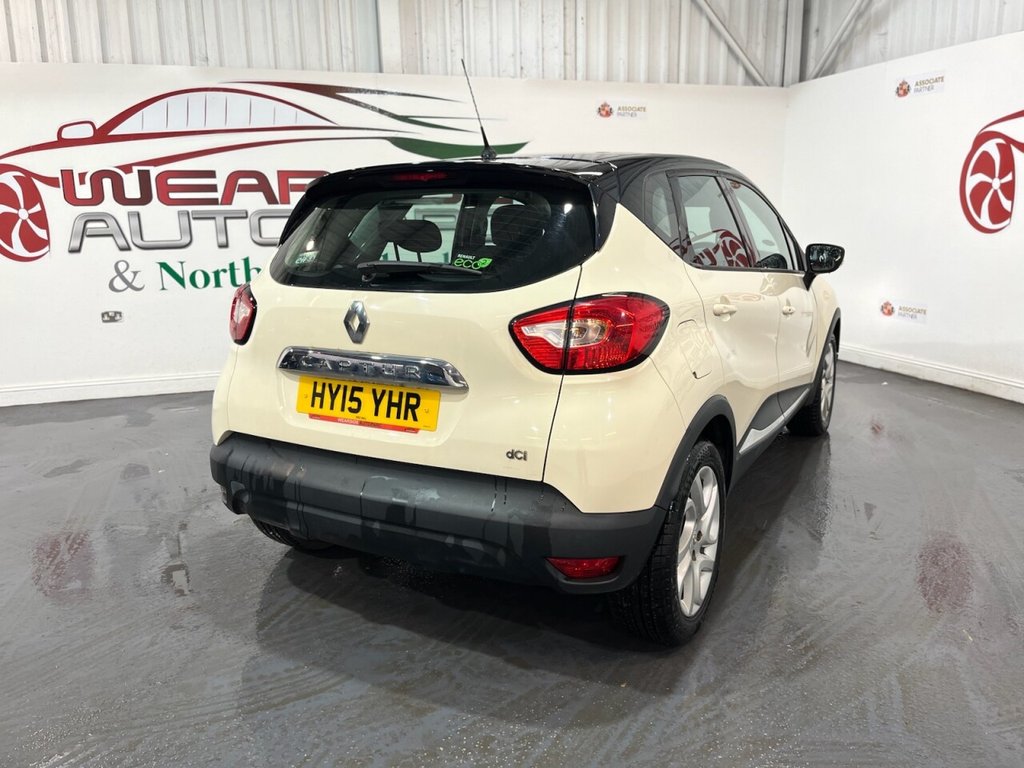 Used Renault Captur 2015 for sale - 76711295: Photo 35