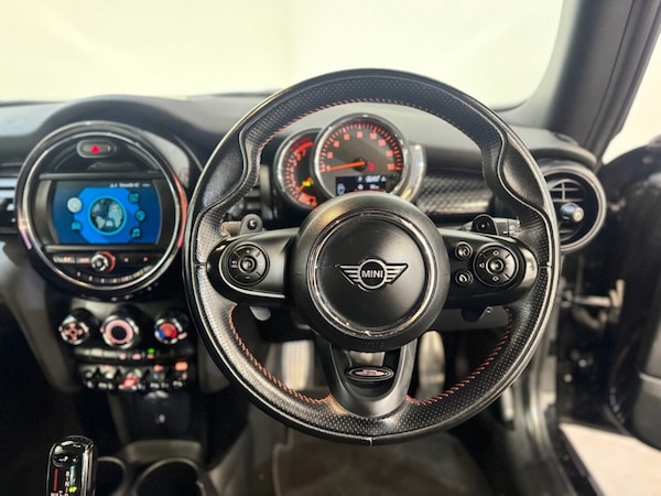 Used MINI Hatch 2020 for sale - 74917105: Photo 11