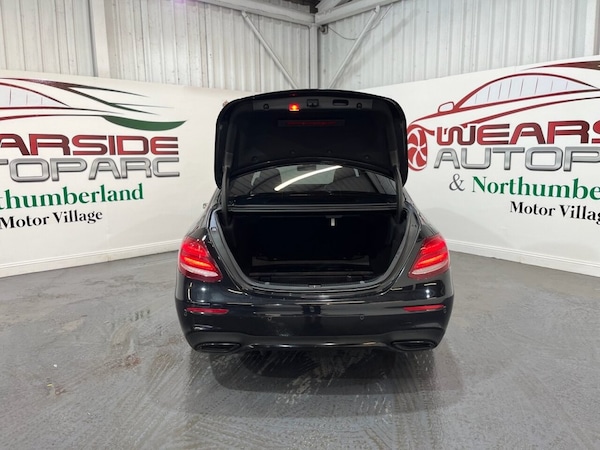 Used Mercedes-Benz E-Class 2017 for sale - 76172988: Photo 44