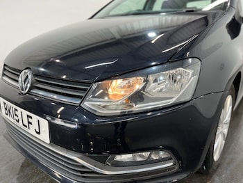 Used Volkswagen Polo 2015 for sale - 78350156: Photo
