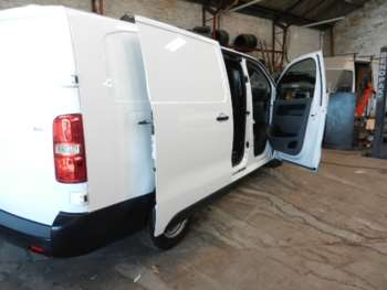 Used Vauxhall Vivaro 2022 for sale - 74036367: Photo