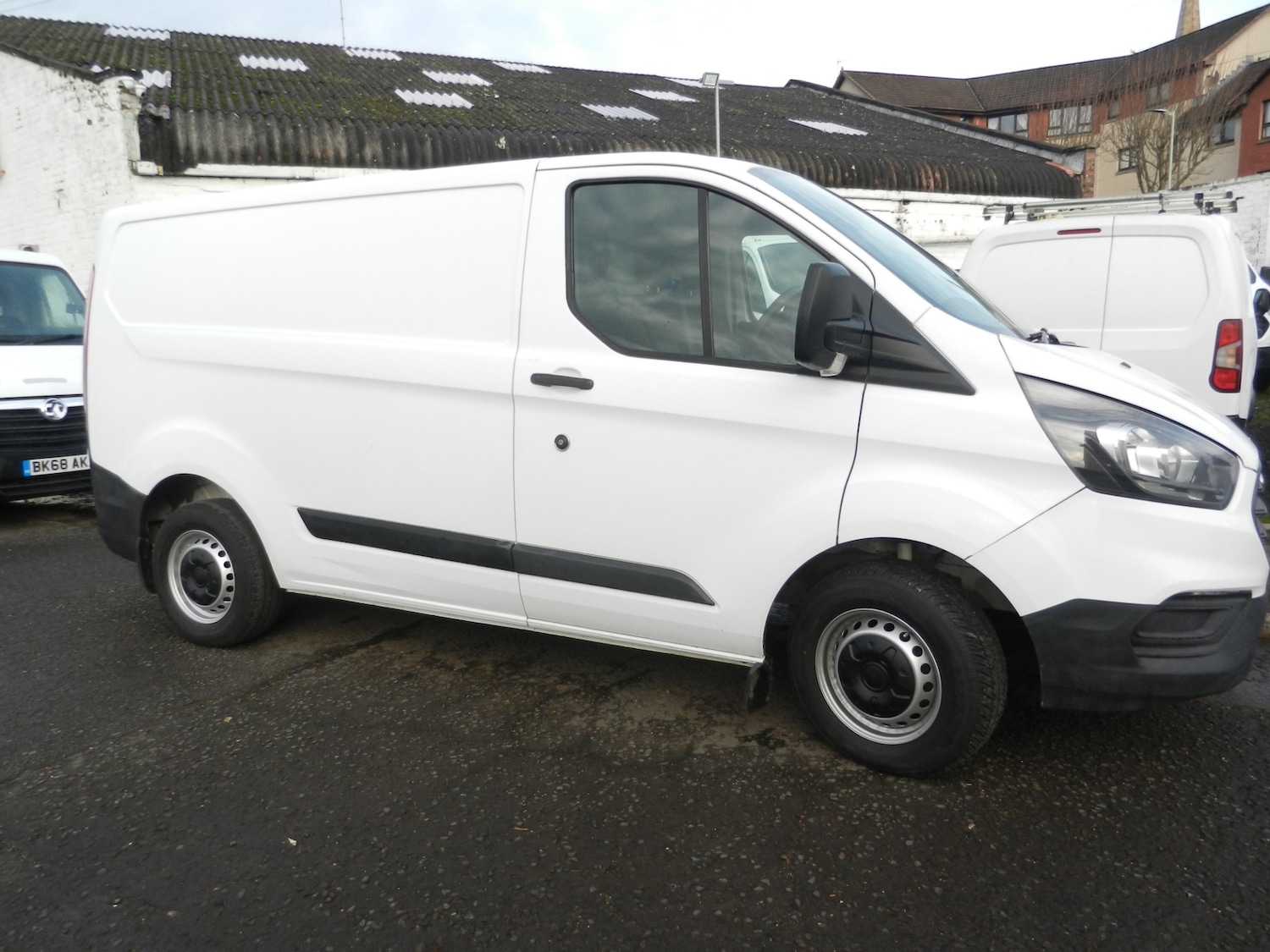 Used Ford Transit Custom 2019 for sale - 76945963: Photo 2