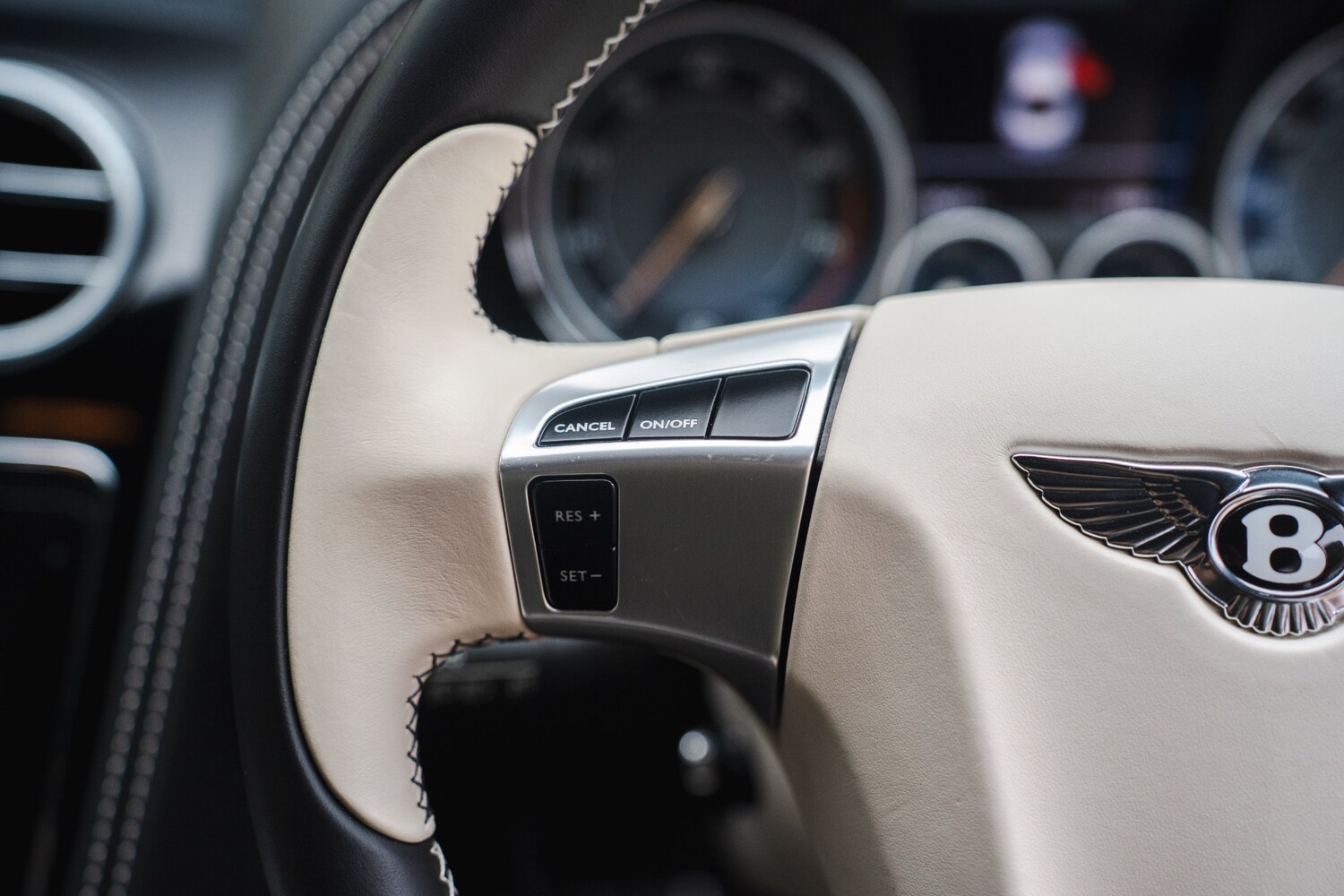 Used Bentley Continental 2015 for sale - 76107491: Photo 69