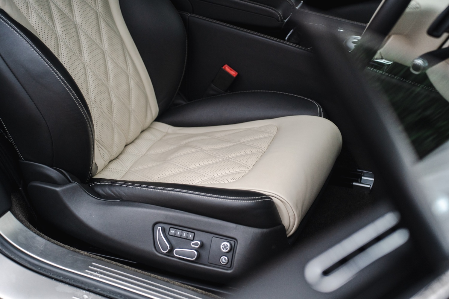 Used Bentley Continental 2015 for sale - 76107491: Photo 75