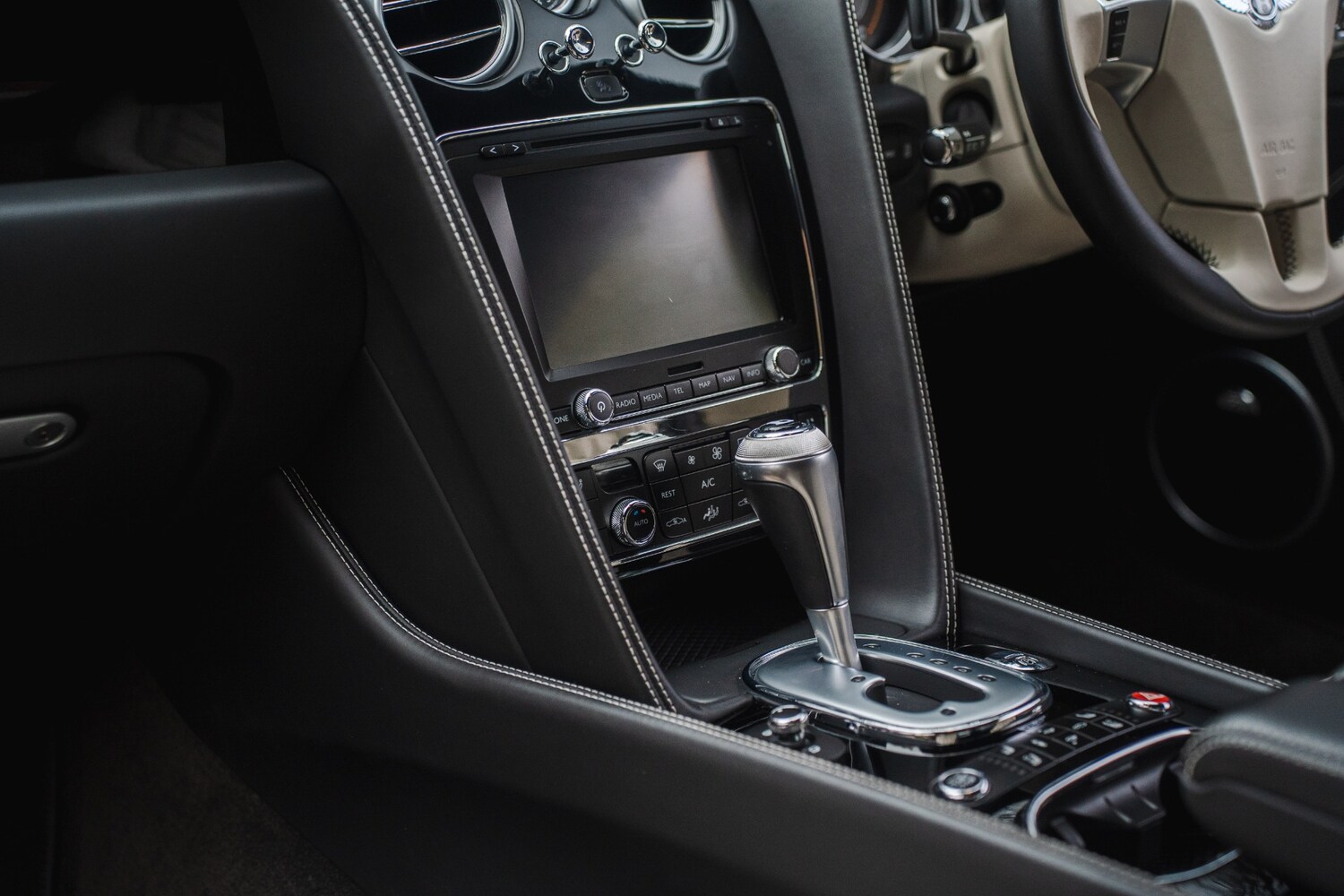 Used Bentley Continental 2015 for sale - 76107491: Photo 85