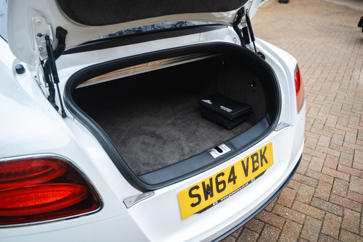 Used Bentley Continental 2015 for sale - 76107491: Photo 97