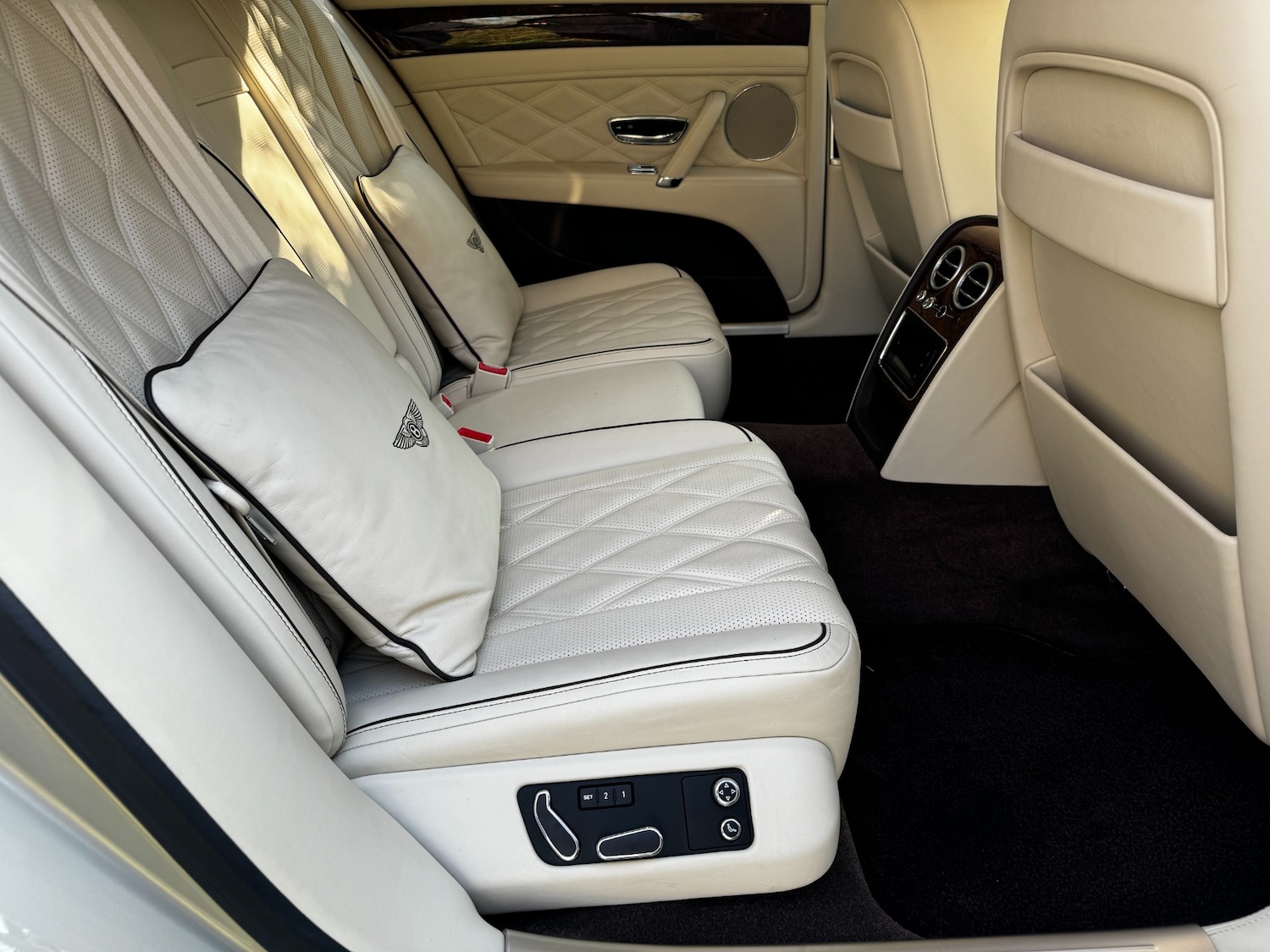 Used Bentley Flying Spur 2014 for sale - 76595360: Photo 12