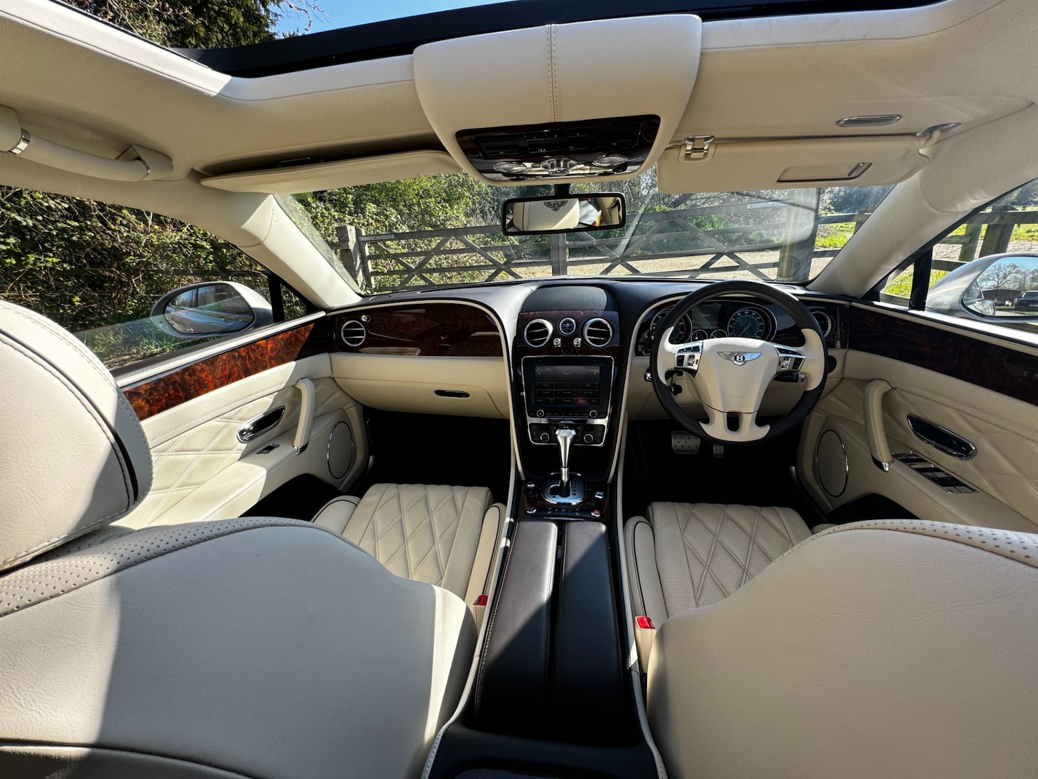 Used Bentley Flying Spur 2014 for sale - 76595360: Photo 6