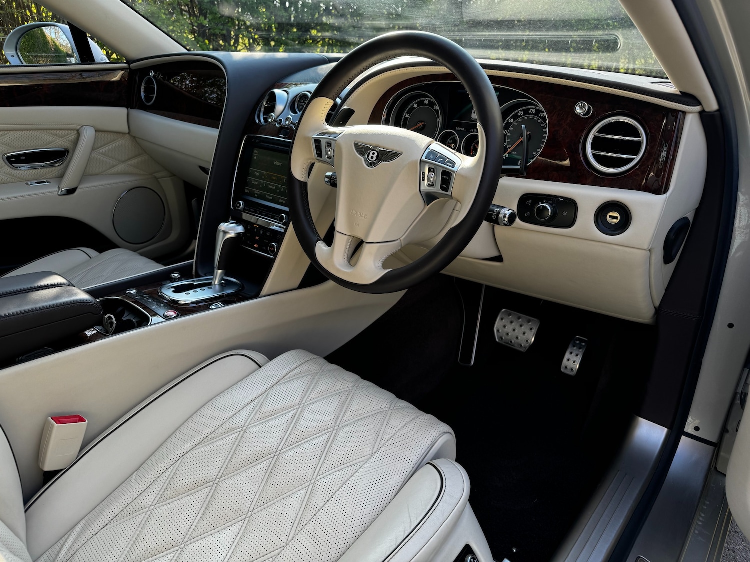 Used Bentley Flying Spur 2014 for sale - 76595360: Photo 8