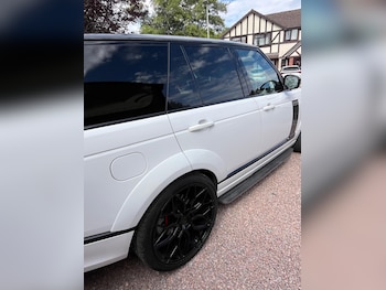 Used Land Rover Range Rover 2015 for sale - 79326348: Photo