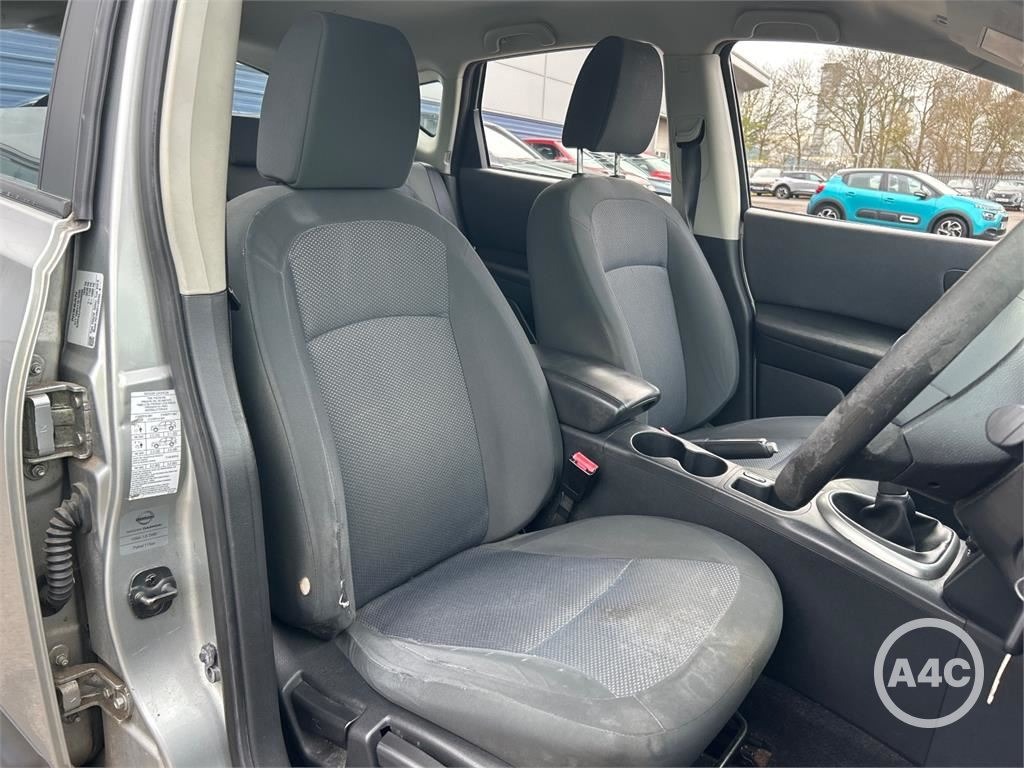 Used Nissan Qashqai 2010 for sale - 77751896: Photo 6
