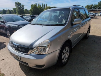 Used Kia Sedona 2010 for sale - 79067201: Photo