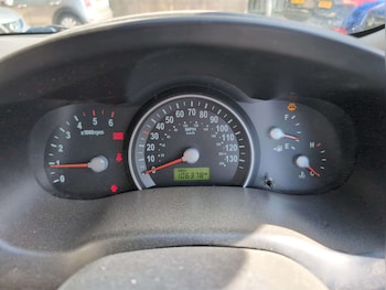 Used Kia Sedona 2010 for sale - 79067201: Photo