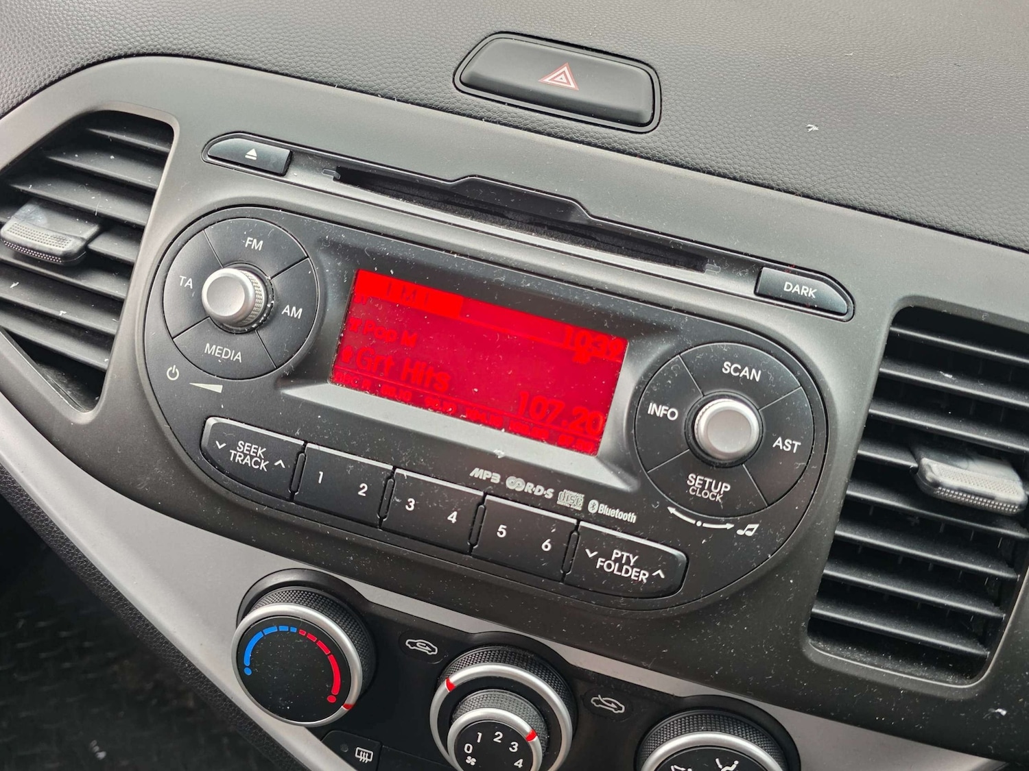 Used Kia Picanto 2014 for sale - 77932346: Photo 29