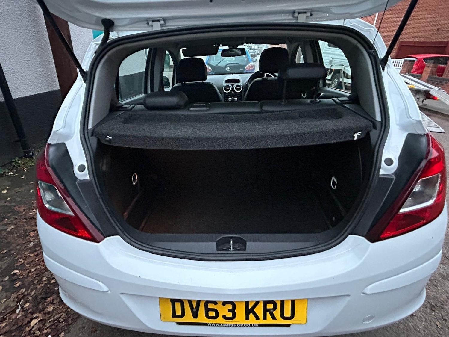 Used Vauxhall Corsa 2013 for sale - 77296889: Photo 10