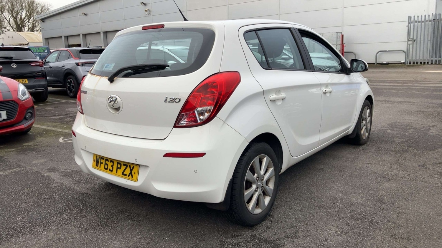Used Hyundai i20 2013 for sale - 77751904: Photo 8