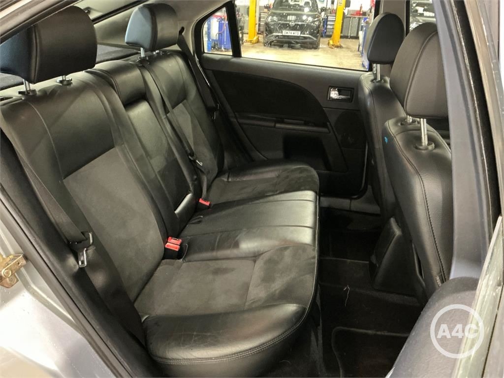 Used Ford Mondeo 2006 for sale - 77750419: Photo 9