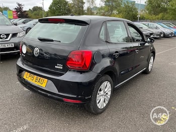 Used Volkswagen Polo 2015 for sale - 79848457: Photo