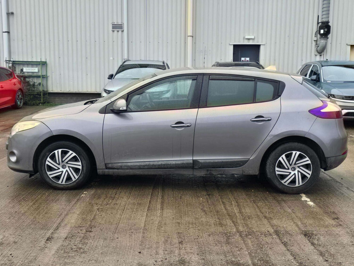 Used Renault Megane 2009 for sale - 77750466: Photo 17