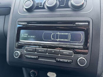 Used Volkswagen Touran 2012 for sale - 77593074: Photo