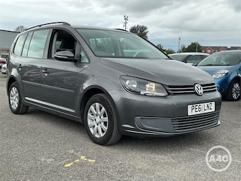 Used Volkswagen Touran 2011 for sale - 79017438: Photo