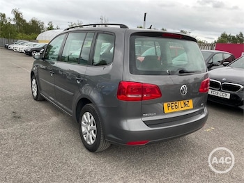 Used Volkswagen Touran 2011 for sale - 79017438: Photo