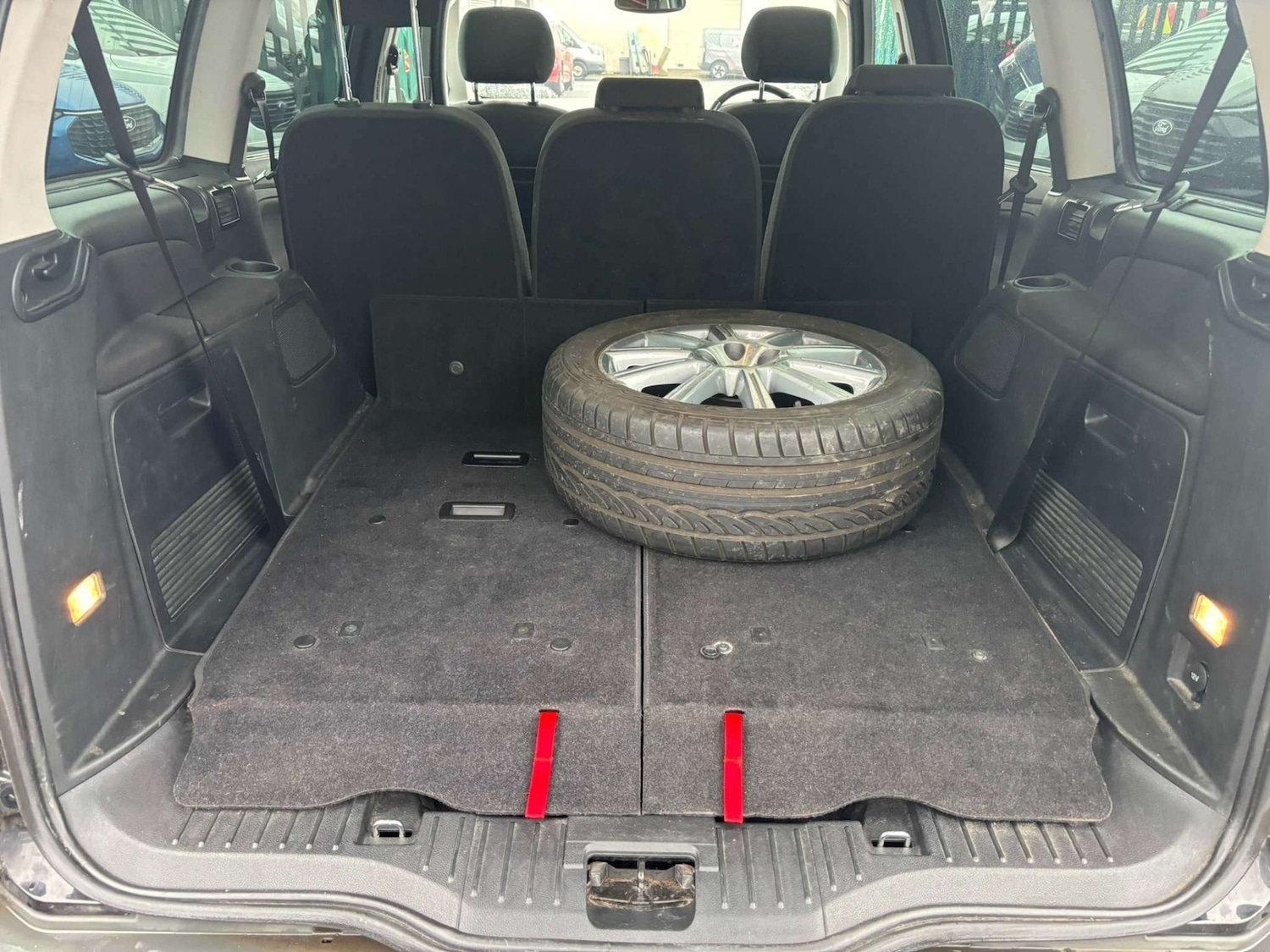 Used Ford Galaxy 2009 for sale - 77751907: Photo 18