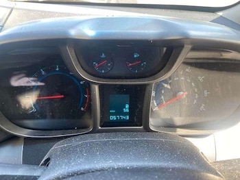 Used Chevrolet Orlando 2011 for sale - 79267893: Photo