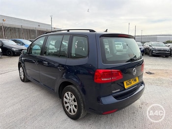 Used Volkswagen Touran 2012 for sale - 79193260: Photo