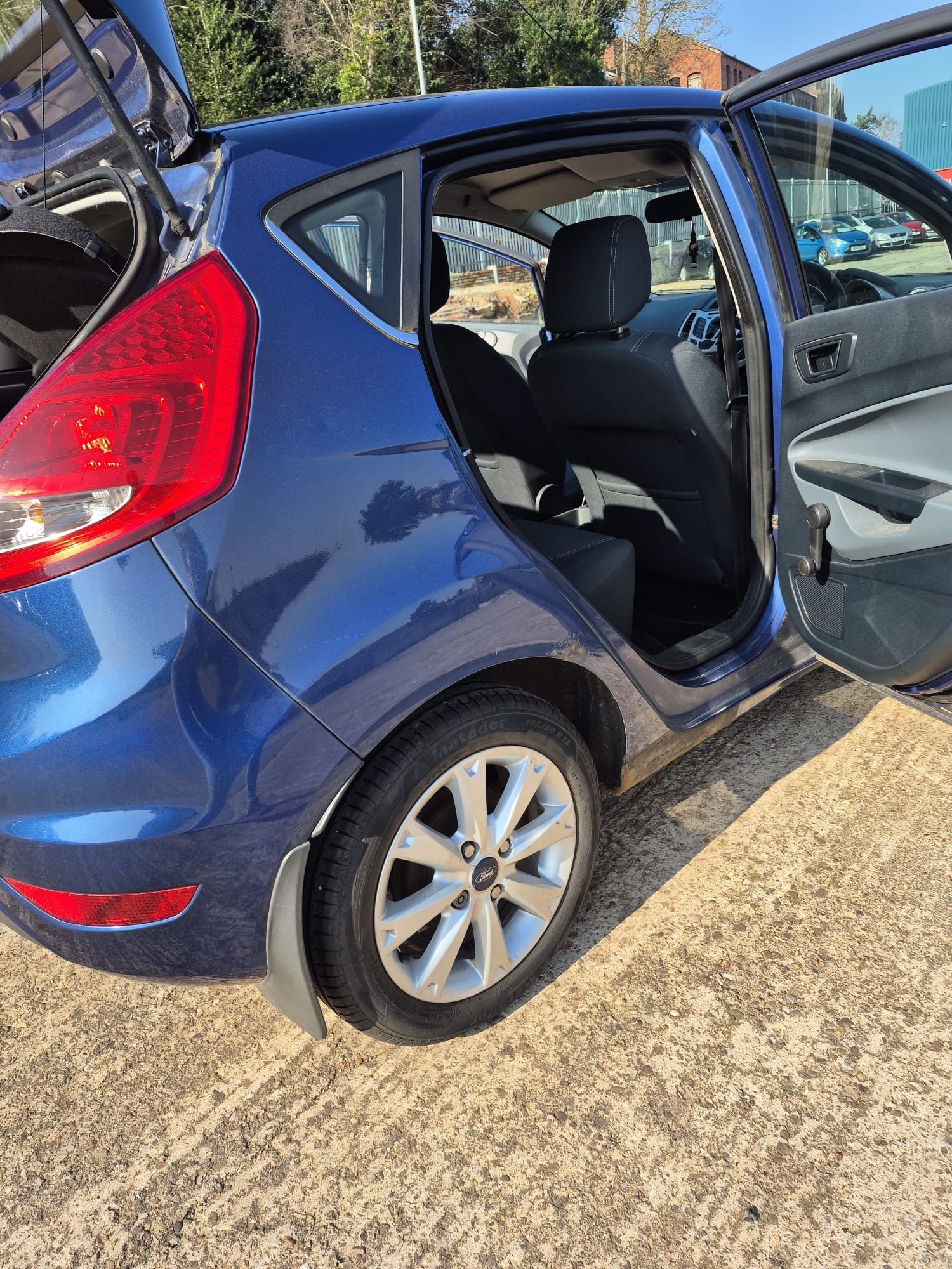 Used Ford Fiesta 2010 for sale - 77687313: Photo 10